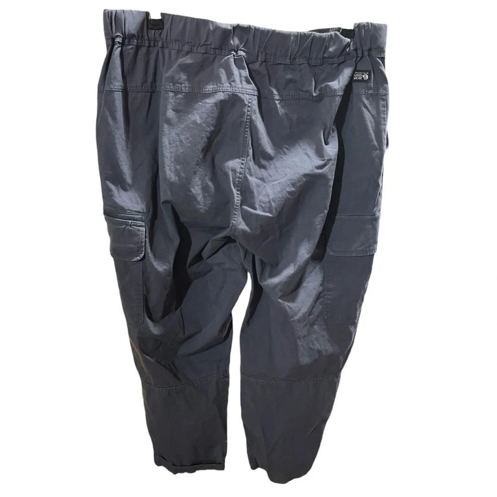 MOUNTAIN HARDWEAR ~ Women’s Grey Cargo Hiking Outdoor Camping Pants with Belt - Picture 4 of 10